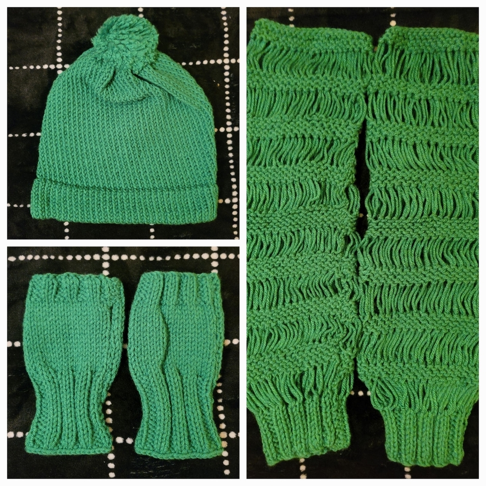 Women's hat, fingerless gloves and leg warmer set.